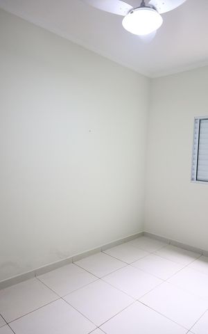Casa para alugar com 160m², 3 quartos e 2 vagasQuarto 2