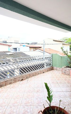Casa para alugar com 160m², 3 quartos e 2 vagasVaranda