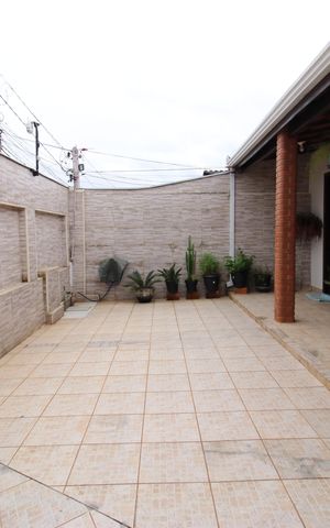 Casa para alugar com 190m², 2 quartos e 3 vagasQuintal