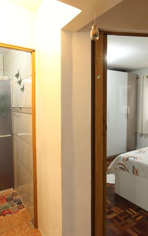 Casa para alugar com 190m², 2 quartos e 3 vagasBanheiro Corredor