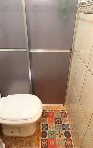 Casa para alugar com 190m², 2 quartos e 3 vagasBanheiro Social