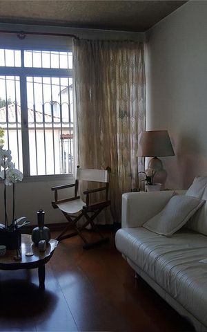 Casa de condomínio à venda com 202m², 3 quartos e 2 vagas