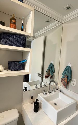 Apartamento à venda com 130m², 3 quartos e 2 vagas Apartamento à venda com 130m², 3 quartos e 2 vagasBanheiro 2