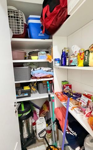 Apartamento à venda com 130m², 3 quartos e 2 vagas Apartamento à venda com 130m², 3 quartos e 2 vagasDispensa