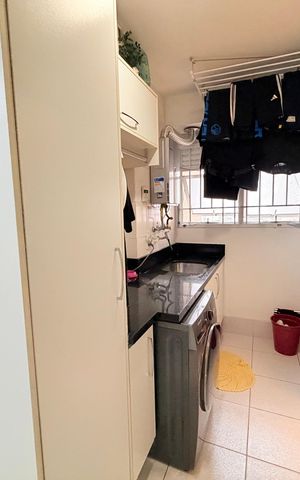 Apartamento à venda com 130m², 3 quartos e 2 vagas Apartamento à venda com 130m², 3 quartos e 2 vagasLavanderia