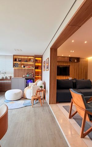 Apartamento à venda com 130m², 3 quartos e 2 vagas Apartamento à venda com 130m², 3 quartos e 2 vagasVaranda