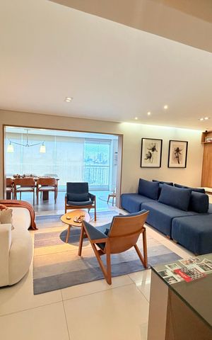 Apartamento à venda com 130m², 3 quartos e 2 vagas Apartamento à venda com 130m², 3 quartos e 2 vagasSala