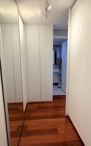 Apartamento à venda com 130m², 3 quartos e 2 vagas Apartamento à venda com 130m², 3 quartos e 2 vagasQuarto 1