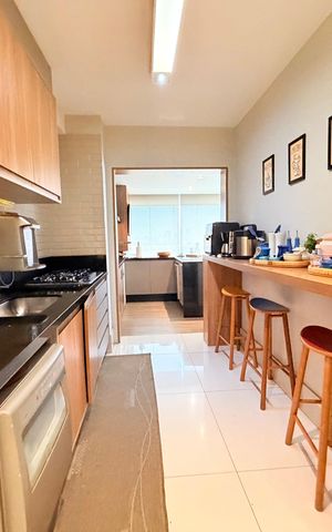 Apartamento à venda com 130m², 3 quartos e 2 vagas Apartamento à venda com 130m², 3 quartos e 2 vagasCozinha