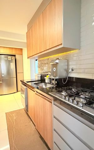 Apartamento à venda com 130m², 3 quartos e 2 vagas Apartamento à venda com 130m², 3 quartos e 2 vagasCozinha