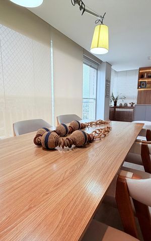 Apartamento à venda com 130m², 3 quartos e 2 vagas Apartamento à venda com 130m², 3 quartos e 2 vagasVaranda