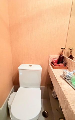Apartamento à venda com 130m², 3 quartos e 2 vagas Apartamento à venda com 130m², 3 quartos e 2 vagasBanheiro 3
