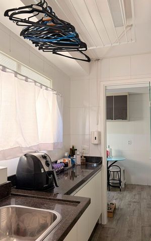 Apartamento à venda com 182m², 3 quartos e 3 vagas Apartamento à venda com 182m², 3 quartos e 3 vagasCozinha
