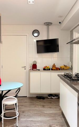 Apartamento à venda com 182m², 3 quartos e 3 vagas Apartamento à venda com 182m², 3 quartos e 3 vagasCozinha