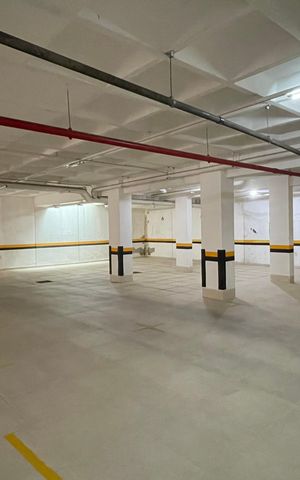 Apartamento para alugar com 98m², 3 quartos e 1 vaga Apartamento para alugar com 98m², 3 quartos e 1 vagaGaragem