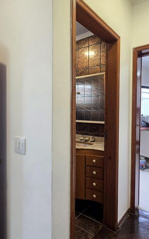 Casa à venda com 187m², 3 quartos e 3 vagas Casa à venda com 187m², 3 quartos e 3 vagasSala