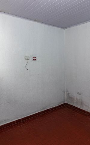 Casa para alugar com 200m², 3 quartos e 2 vagas Casa para alugar com 200m², 3 quartos e 2 vagasQuarto 2