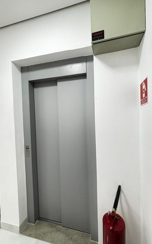 Apartamento à venda com 57m², 2 quartos e 1 vaga Apartamento à venda com 57m², 2 quartos e 1 vagaElevador