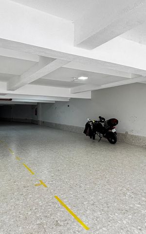Apartamento à venda com 57m², 2 quartos e 1 vaga Apartamento à venda com 57m², 2 quartos e 1 vagaGaragem