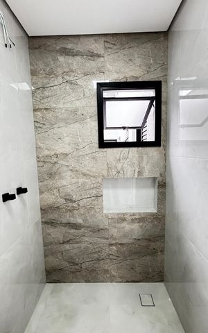 Apartamento à venda com 57m², 2 quartos e 1 vaga Apartamento à venda com 57m², 2 quartos e 1 vagaBanheiro da Suíte