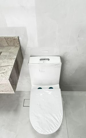 Apartamento à venda com 57m², 2 quartos e 1 vaga Apartamento à venda com 57m², 2 quartos e 1 vagaBanheiro da Suíte