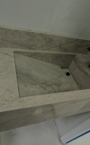 Apartamento à venda com 57m², 2 quartos e 1 vagaBanheiro Social - Pia