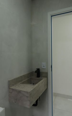 Apartamento à venda com 57m², 2 quartos e 1 vagaBanheiro Social