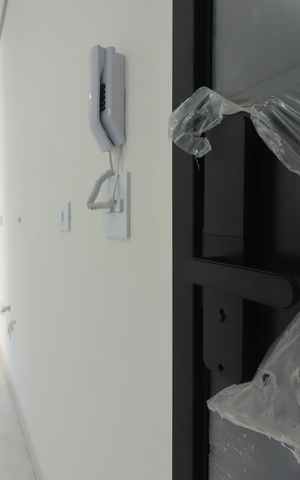 Apartamento à venda com 57m², 2 quartos e 1 vagaFechadura eletrônica