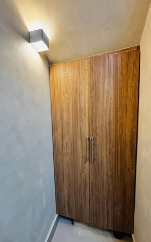 Casa de condomínio à venda com 134m², 3 quartos e 2 vagasLavabo