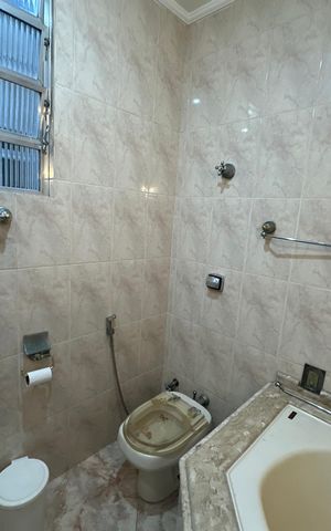 Apartamento para alugar com 130m², 2 quartos e 1 vaga Apartamento para alugar com 130m², 2 quartos e 1 vagaBanheiro da Suíte