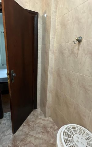 Apartamento para alugar com 130m², 2 quartos e 1 vaga Apartamento para alugar com 130m², 2 quartos e 1 vagaBanheiro da Suíte