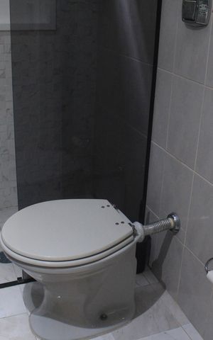 Casa à venda com 186m², 3 quartos e 2 vagasBanheiro 2