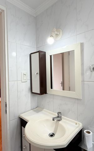 Apartamento para alugar com 55m², 2 quartos e 1 vaga Apartamento para alugar com 55m², 2 quartos e 1 vagaBanheiro