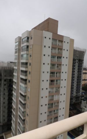Apartamento para alugar com 72m², 2 quartos e 1 vagaVaranda