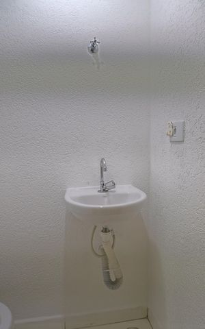 Casa de condomínio para alugar com 57m², 2 quartos e sem vagaLavabo