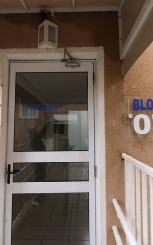 Apartamento para alugar com 47m², 2 quartos e 1 vagaFachada do bloco