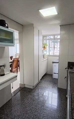 Apartamento à venda com 100m², 4 quartos e 2 vagas Apartamento à venda com 100m², 4 quartos e 2 vagasCozinha