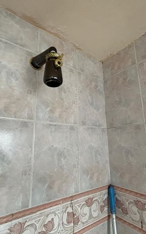 Casa para alugar com 250m², 3 quartos e 1 vagaBanheiro do terraço