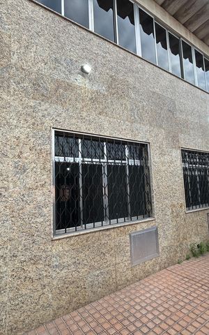 Casa para alugar com 250m², 3 quartos e 1 vagaFachada