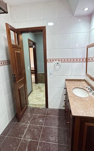 Casa para alugar com 250m², 3 quartos e 1 vagaBanheiro Social