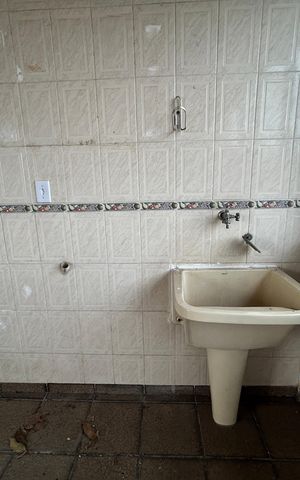 Casa para alugar com 250m², 3 quartos e 1 vagaÁrea de Serviço