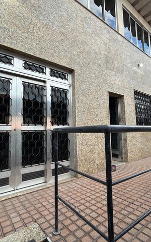 Casa para alugar com 250m², 3 quartos e 1 vagaFachada
