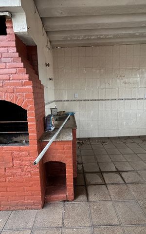 Casa para alugar com 250m², 3 quartos e 1 vagaChurrasqueira