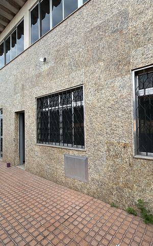 Casa para alugar com 250m², 3 quartos e 1 vagaFachada