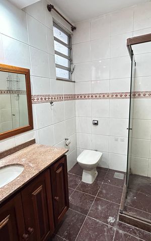 Casa para alugar com 250m², 3 quartos e 1 vagaBanheiro Social