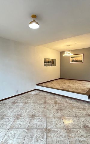 Casa para alugar com 250m², 3 quartos e 1 vagaSala