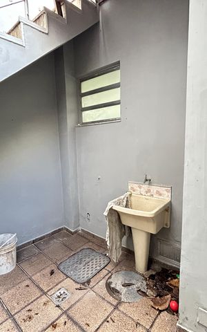 Casa para alugar com 250m², 3 quartos e 1 vagaÁrea de Serviço