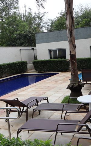 Apartamento para alugar com 35m², 1 quarto e sem vagaÁrea comum - Piscina