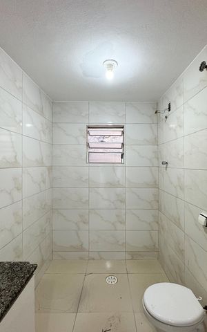 Casa para alugar com 60m², 1 quarto e 1 vaga Casa para alugar com 60m², 1 quarto e 1 vagaBanheiro Social