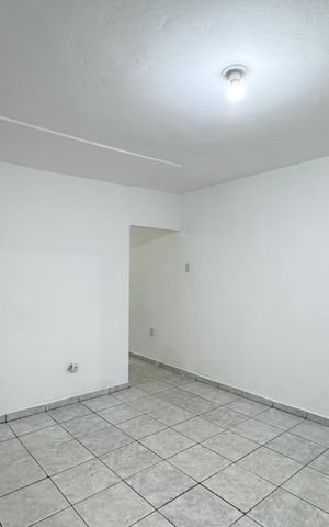 Casa para alugar com 60m², 1 quarto e 1 vaga Casa para alugar com 60m², 1 quarto e 1 vagaCozinha